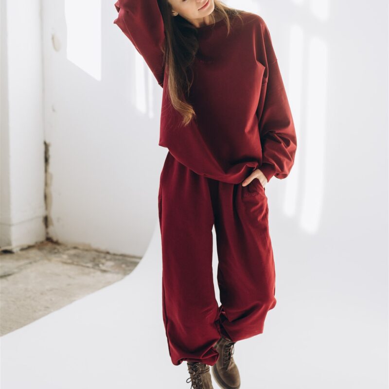 Spodnie oversize Bordo